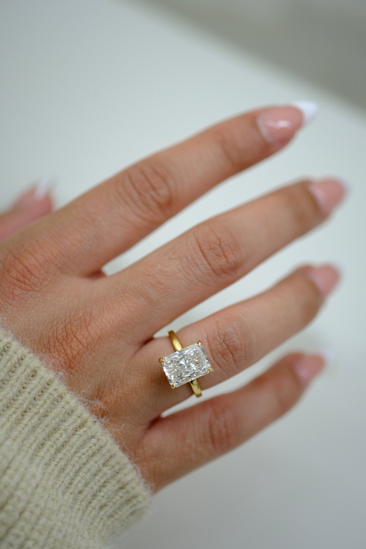 Radiant solitaire, yellow gold