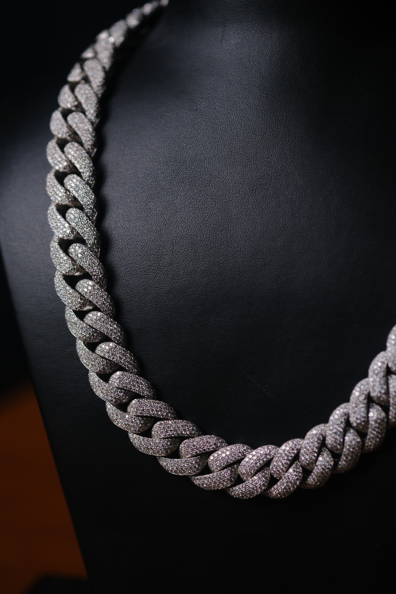 Piece 3 — photo 3 of 3